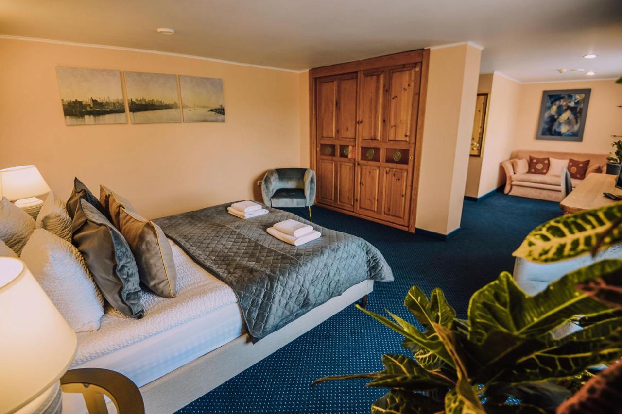 Jolanta Hotel Alūksne Kültér fotó